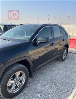 تۆیۆتا ڕاڤ 4